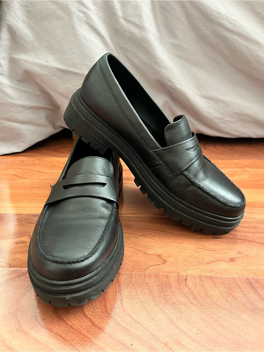 Quince Classic Black Women’s Leather Penny Loafers